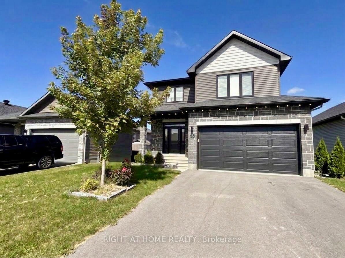 Property Photo:  35 Douglas Brown Way  ON K7S 0H9 