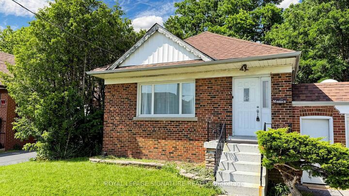 Property Photo:  14 Valdane Drive Main  ON M1L 2E9 