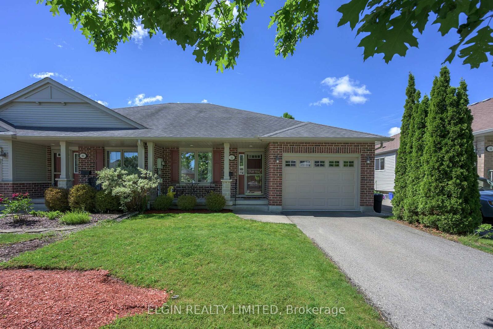 Property Photo:  34 Pear Tree Avenue  ON N5R 0B5 