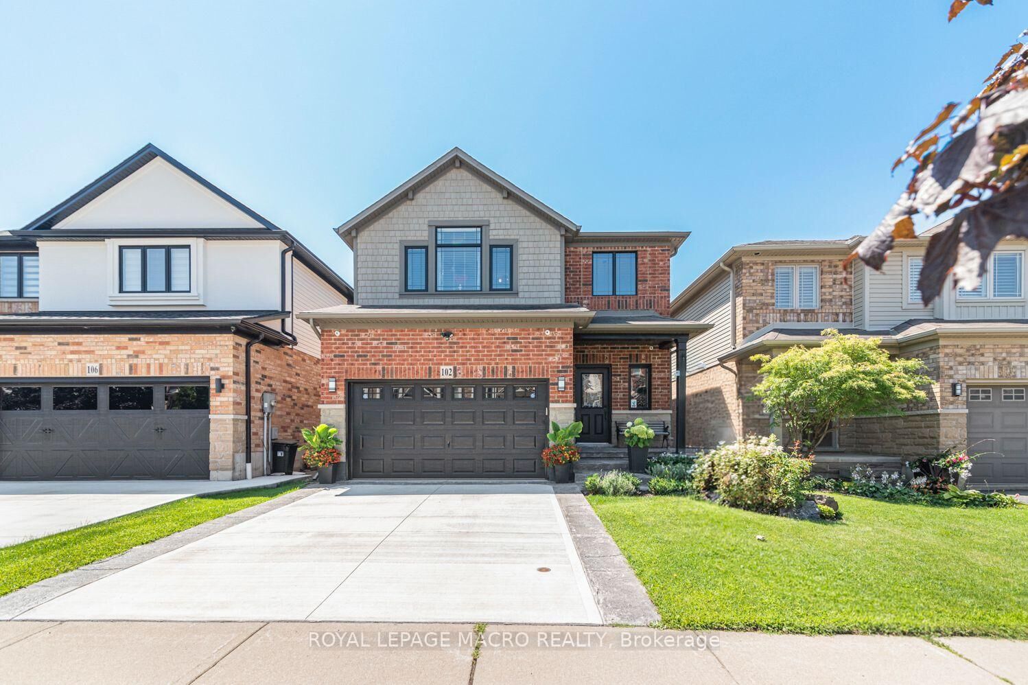 Property Photo:  102 Willow Lane  ON L3M 5P7 