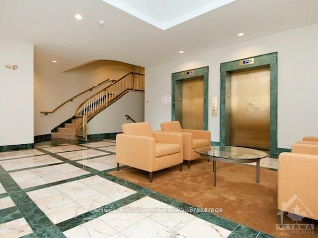 Property Photo:  35 Murray Street 212  ON K1N 9M5 