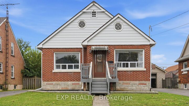 Property Photo:  63 Lyons Avenue  ON L3B 1L8 