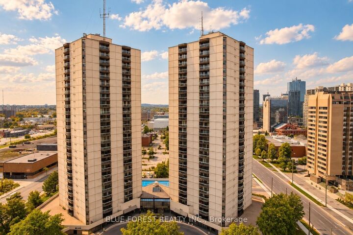 Property Photo:  323 Colborne Street 303  ON N6B 3N8 