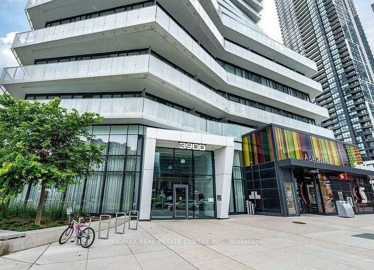 Property Photo:  3900 Confederation Parkway 605  ON L5B 0M3 
