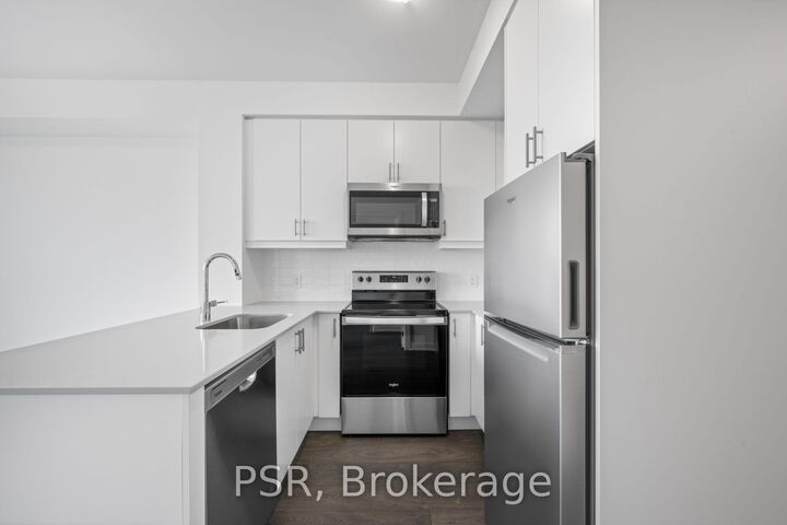Property Photo: 3220 William Coltson Avenue 1803 ON L6H 7X9