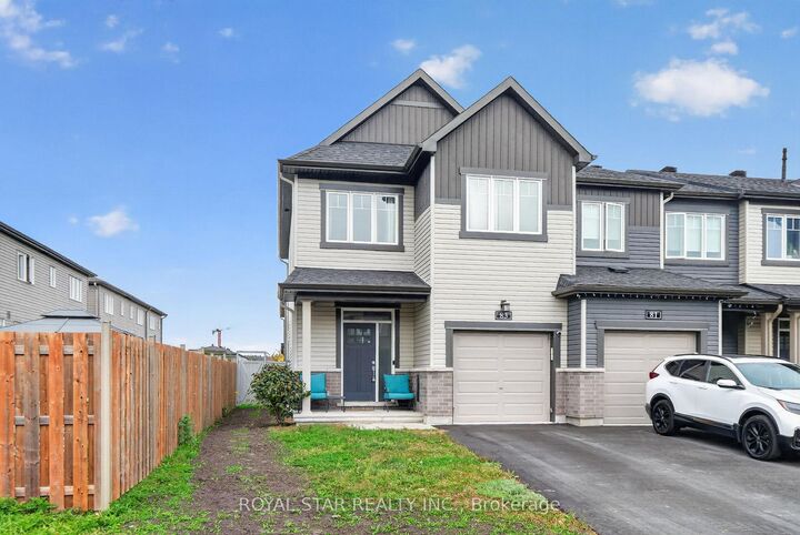 Property Photo:  83 Gardenpost Terrace  ON K4A 5H2 