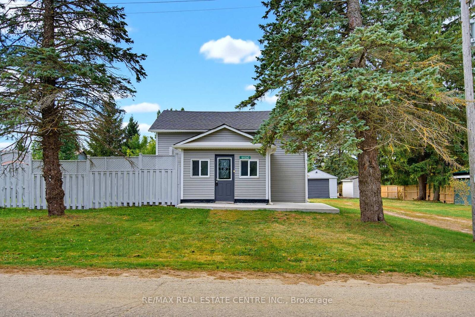 Property Photo:  191290 13th Line  ON L9W 7B5 