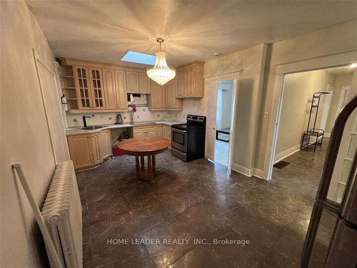 Property Photo: 23 Franklin Avenue ON M2N 1B7