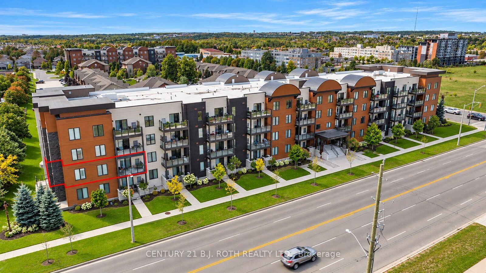 Property Photo:  720 Yonge Street 201  ON L9J 0G9 