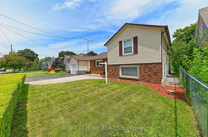 Property Photo:  446 Geneva Street  ON L2N 2H3 