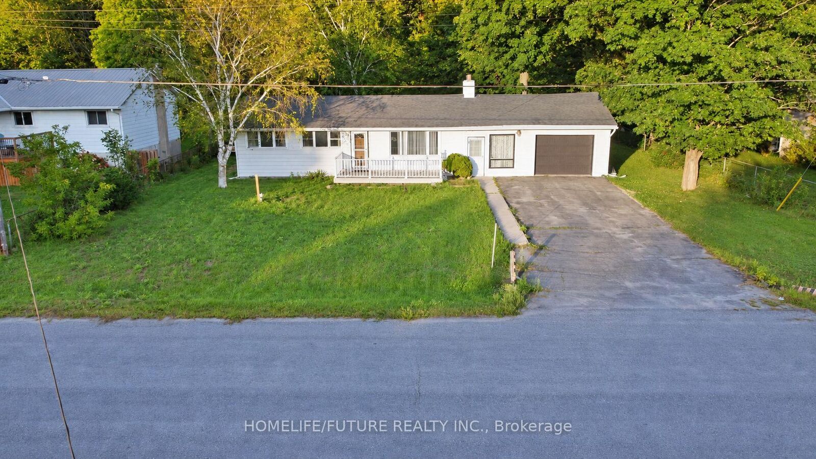 Property Photo:  85 Peterson Street  ON K8V 5P8 