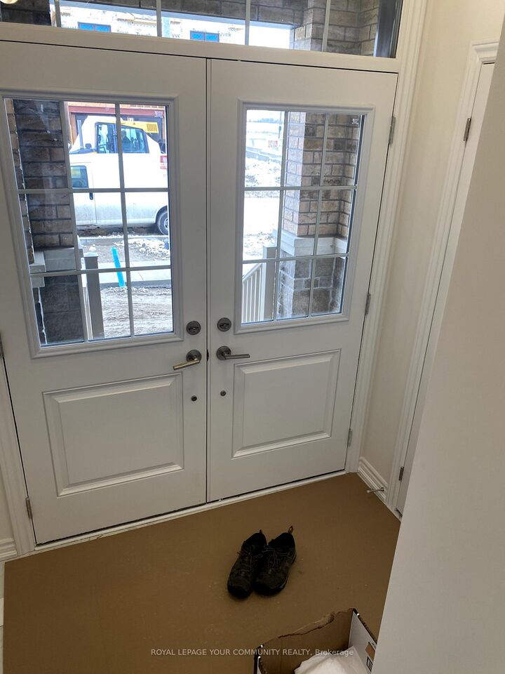 Property Photo:  49 Phoenix Boulevard  ON L9J 0P7 