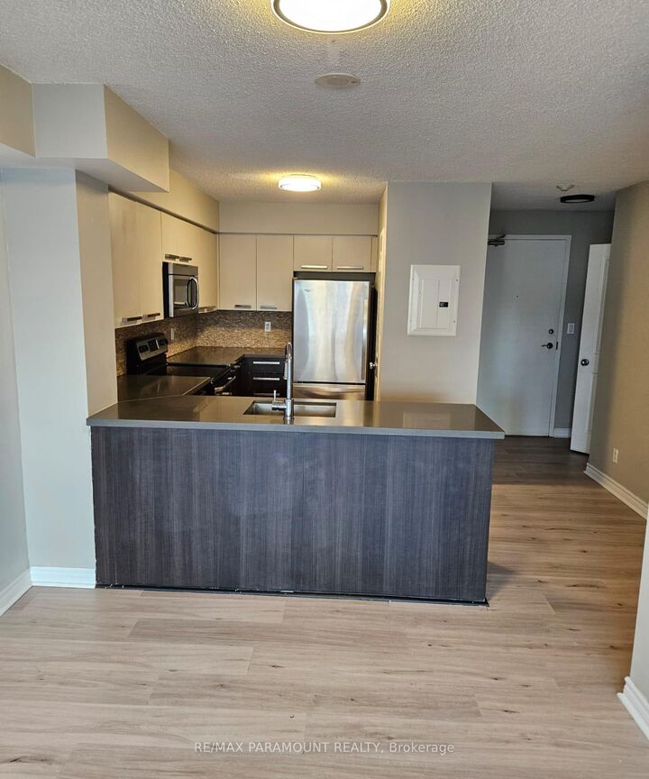 Property Photo: 11 St Joseph Street 709 ON M4Y 3G4