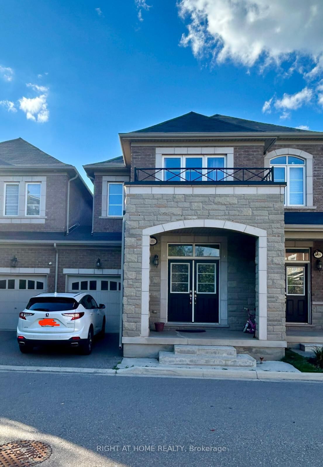 Property Photo:  3031 Rivertrail Common  ON L6M 0Z1 