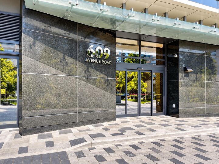 Property Photo:  609 Avenue Road 1502  ON M4V 2K3 