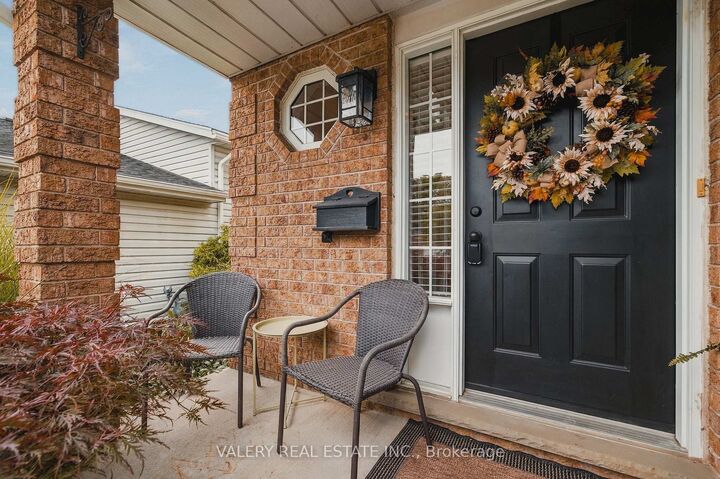 Property Photo:  211 Eastforest Trail  ON N2N 3E8 