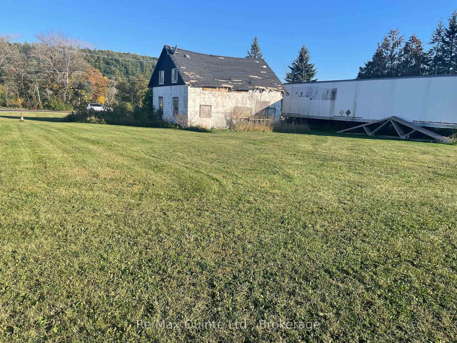 Property Photo:  224 South Trent Street  ON K0K 2C0 