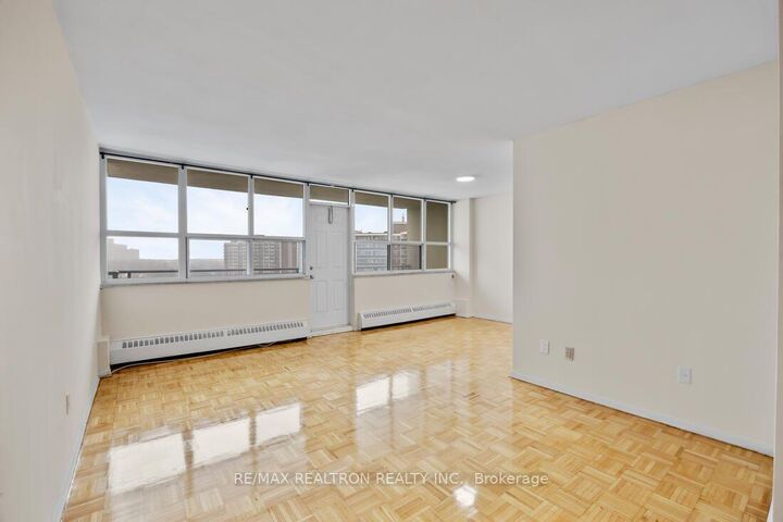 Property Photo:  2775 Don Mills Road 411  ON M2J 3B5 