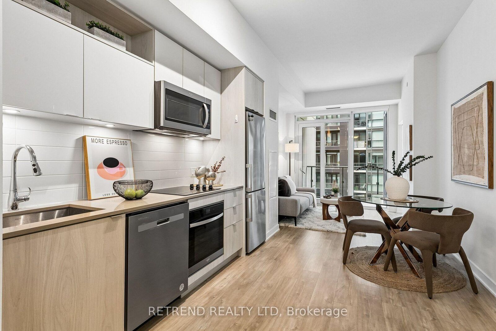 Property Photo:  70 Princess Street 1725  ON M5A 0X6 