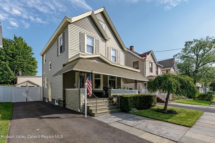 Property Photo: 160 O'Neil NY 12401