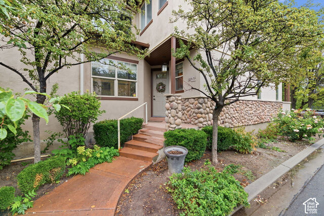 Property Photo: 1674 E Kelmscott Ct A UT 84124
