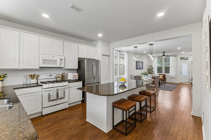 Property Photo:  183 Grace Street  TX 78640 