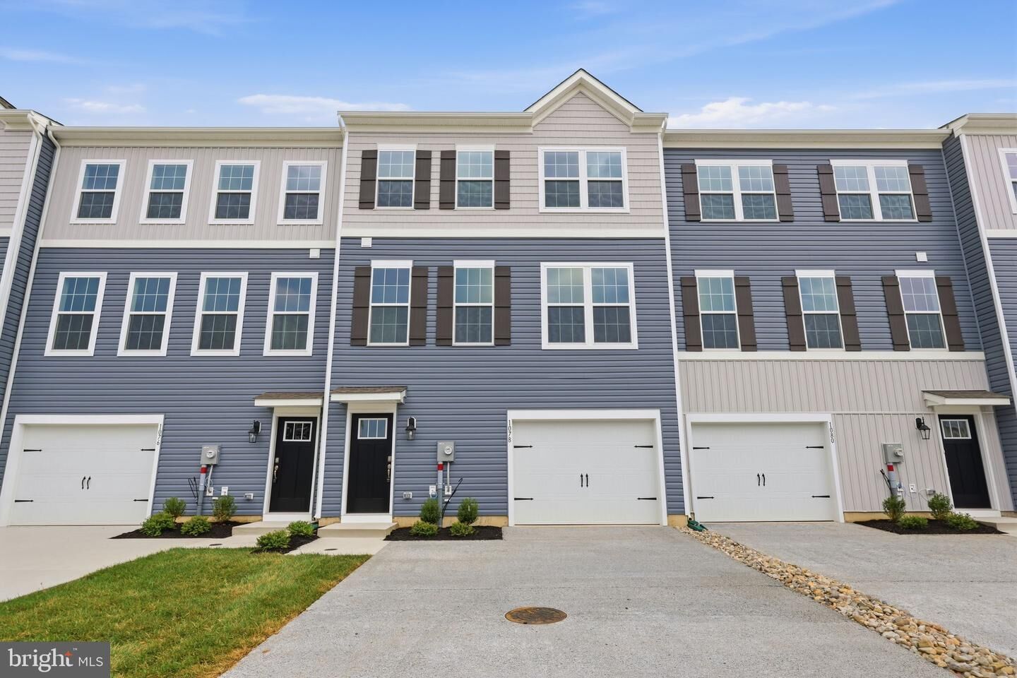 Property Photo: 1078 Meadowlark Drive PA 18051