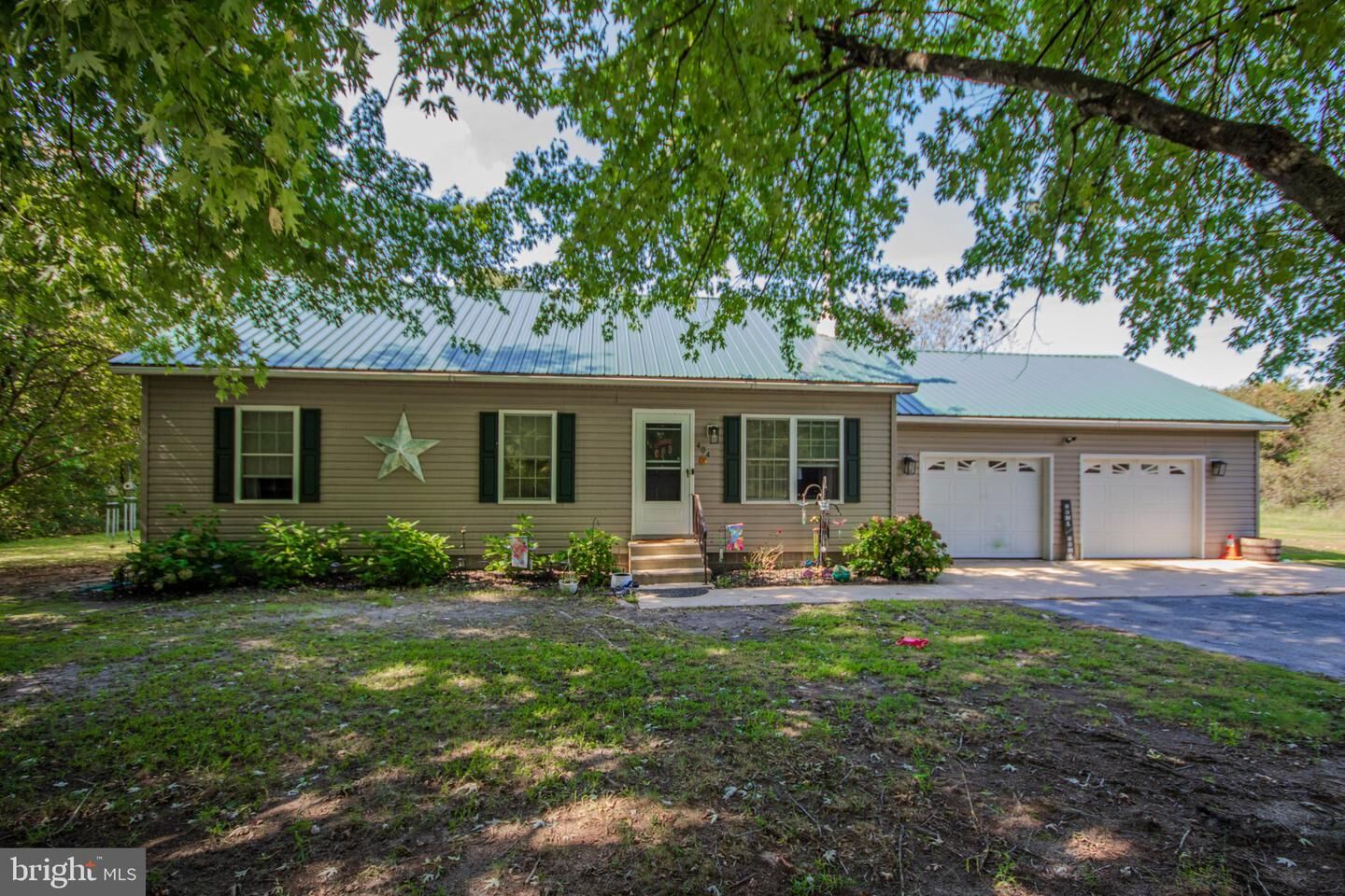 Property Photo:  404 S Memorial Drive  MD 21875 