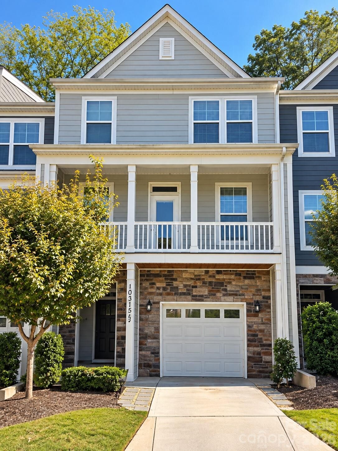 Property Photo:  10315 Glenmere Creek Circle  NC 28262 