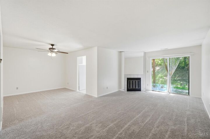 Property Photo:  5207 S Eaglesnest Drive  OH 45248 