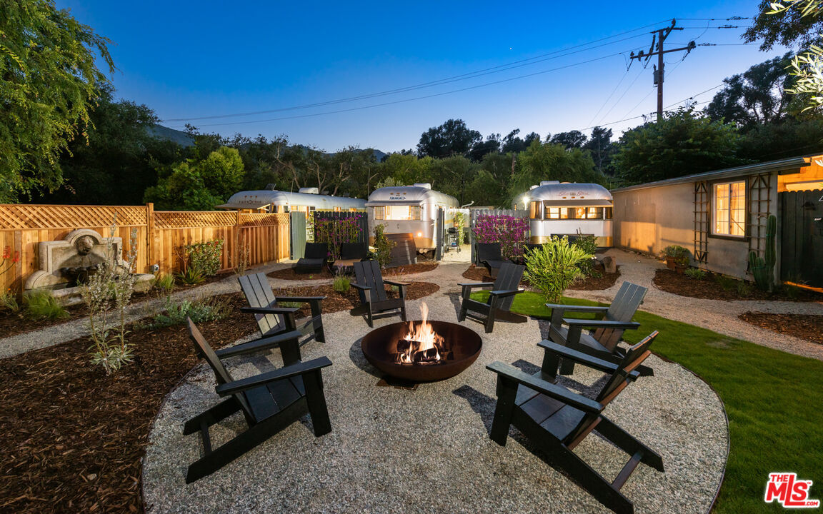 Property Photo: 272 N Topanga Cyn, Unit 3 CA 90290