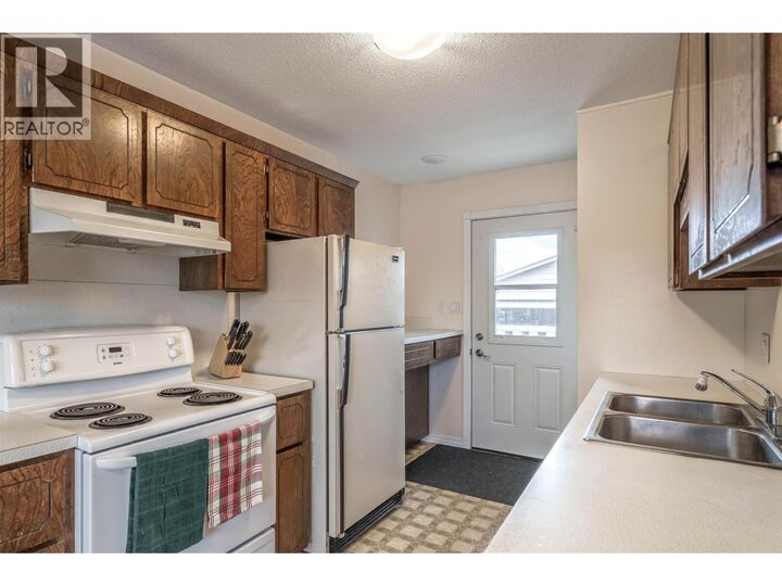 Photo de la propriété:  240 Dogwood Avenue  BC V0K 2E0 