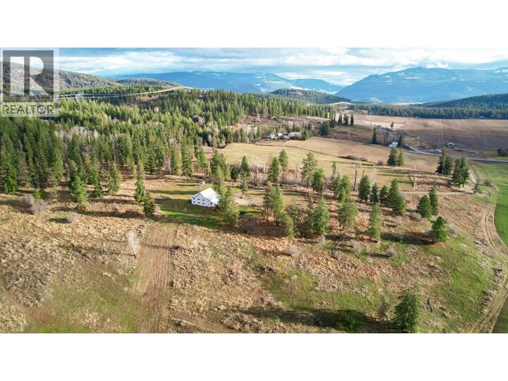 Property Photo: 3922 Hullcar Road BC V4Y 0M7