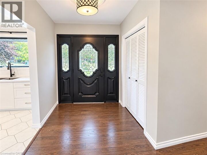 Property Photo: 44 Patterson Avenue A ON N3S 6X2