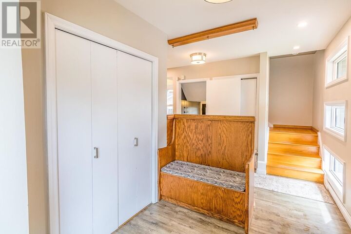 Property Photo:  134 Florwin Dr  ON P6A 4J1 