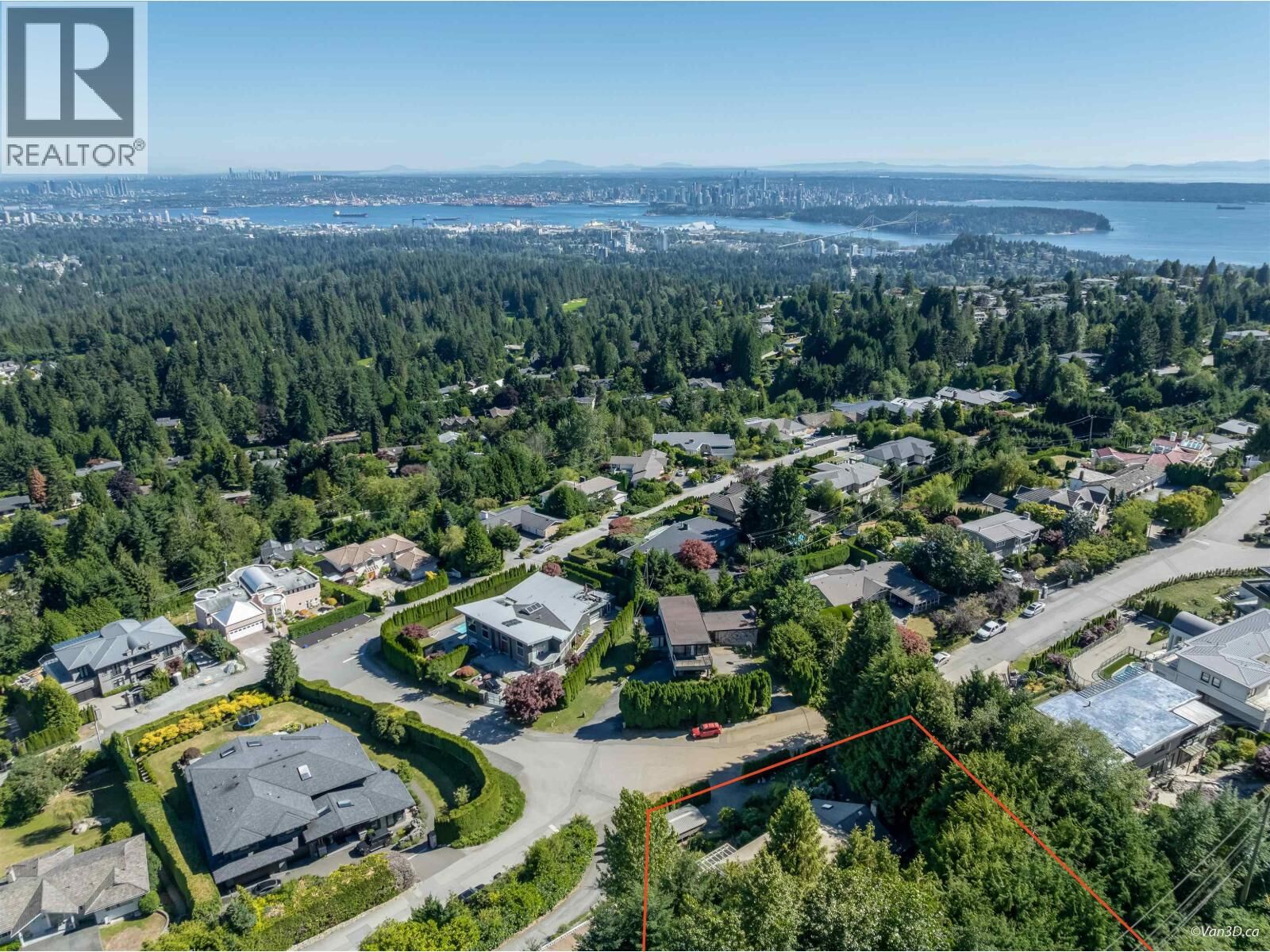 Property Photo:  661 Andover Crescent  BC V7S 1Y4 