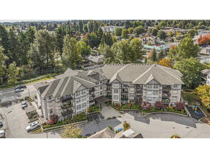 Property Photo:  27358 32 Avenue 469  BC V4W 3M5 