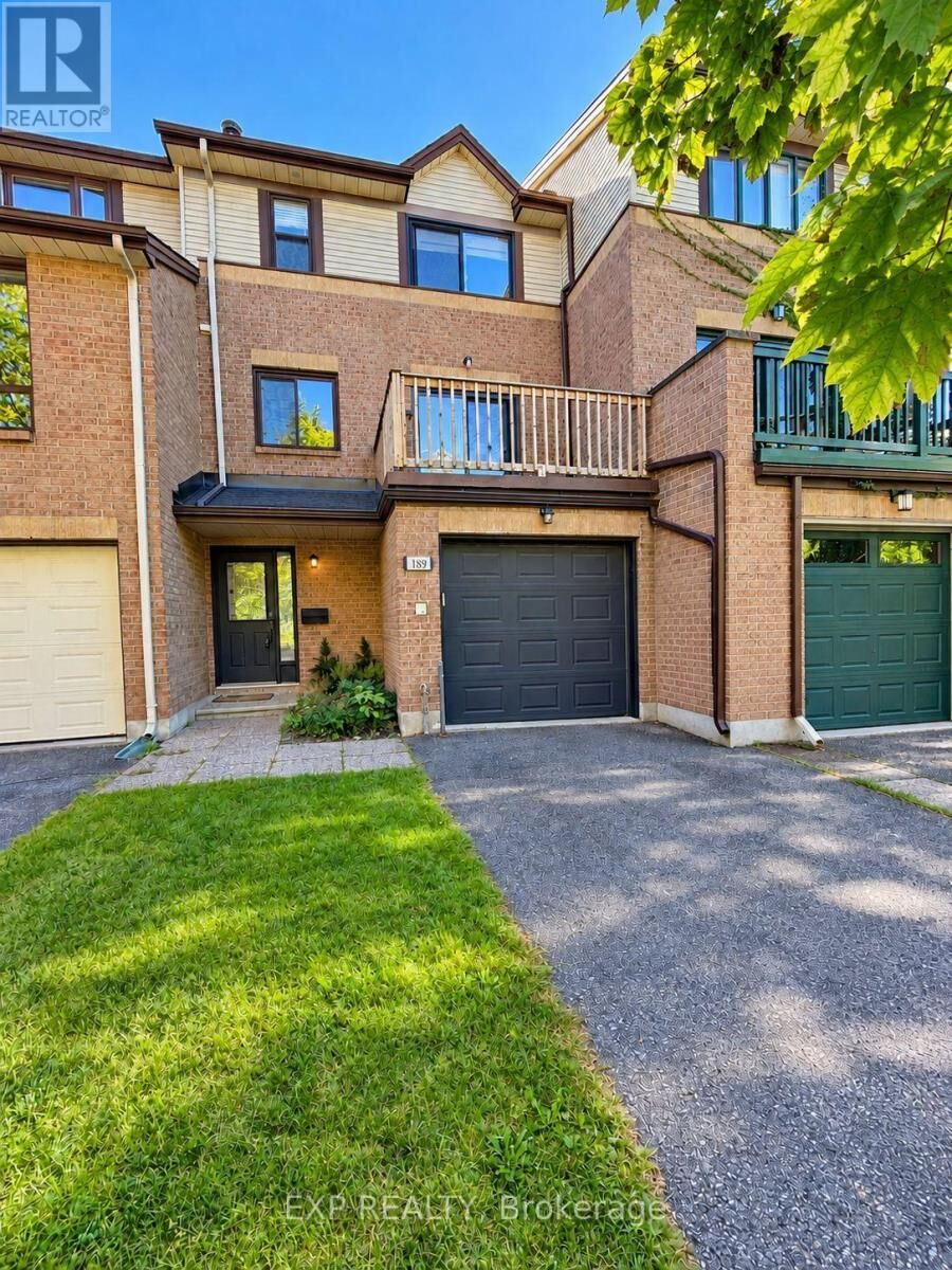 Property Photo:  189 Dunbarton Court  ON K1K 4L7 