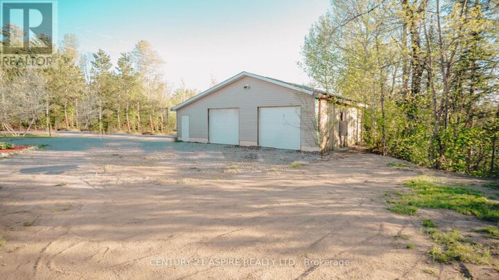 Property Photo:  84 Sandy Beach Road  ON K8A 6W8 