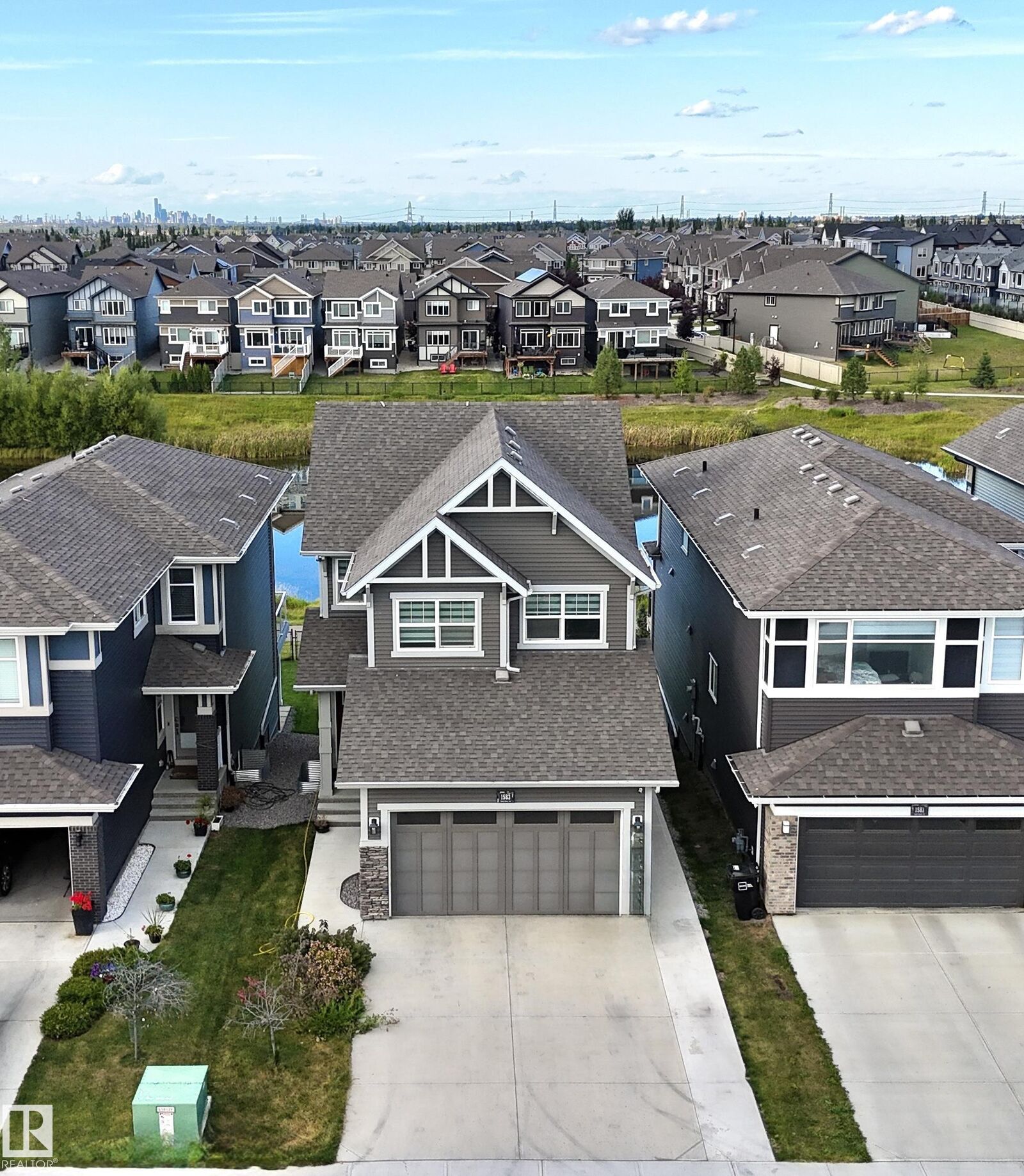 Property Photo:  1583 Plum Circle Circle SW  AB T6X 2W9 