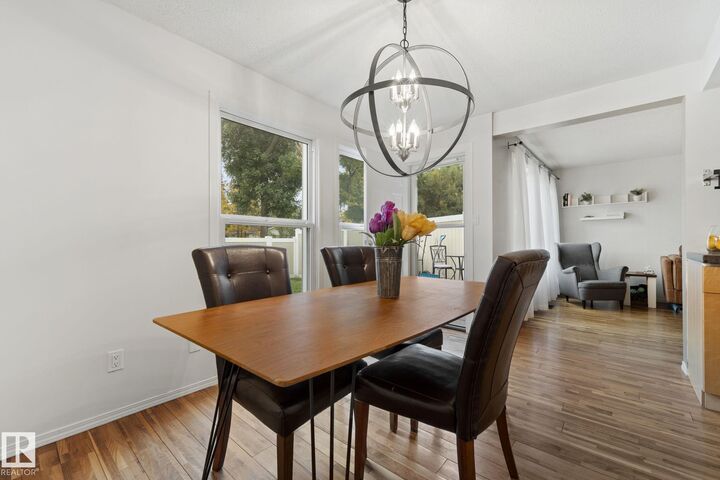 Property Photo:  10 Grandview Ridge  AB T8N 1T3 