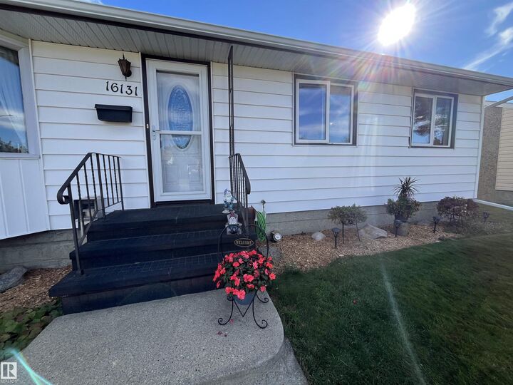 Property Photo:  16131 110B Avenue NW  AB T5P 1J6 