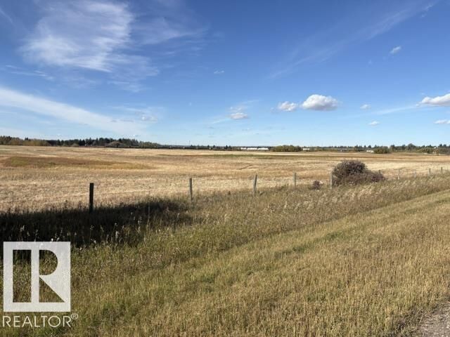 Property Photo:  Hwy 21 Twp 534  AB T8A 4V3 