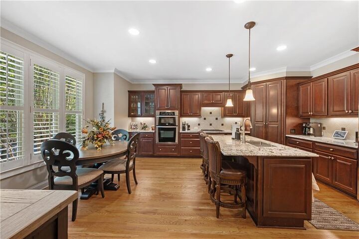 Property Photo:  5505 Waters Edge Trail  GA 30075 
