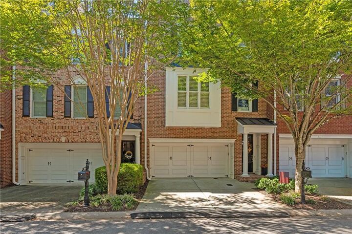 Property Photo: 5505 Waters Edge Trail GA 30075