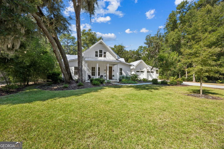 Property Photo: 402 Teather Drive GA 31558