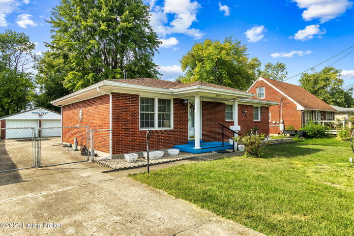 Property Photo:  6008 Gloria Ln  KY 40213 