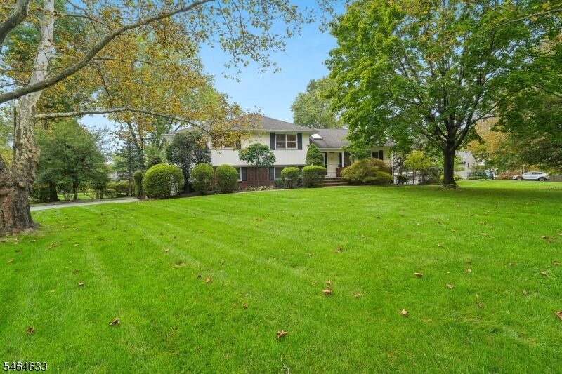 Property Photo:  91 Ridge Dr  NJ 07039 