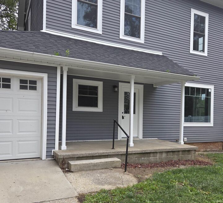 Property Photo:  427 S Hall Street  IN 47670 