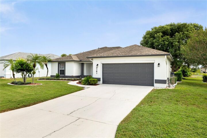Property Photo:  5761 Macaw Place  FL 33809 